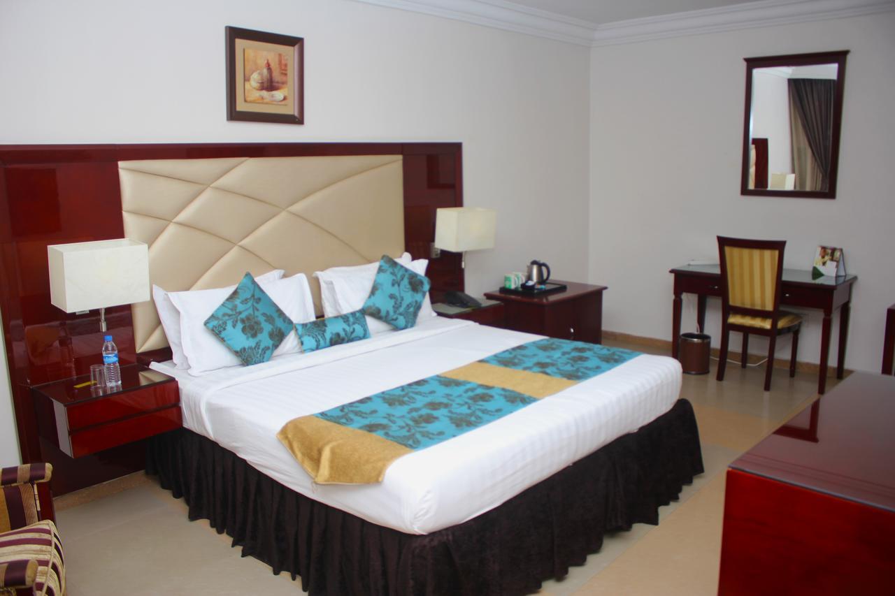 De Rembrandt Hotels And Suites Ikeja Exterior foto