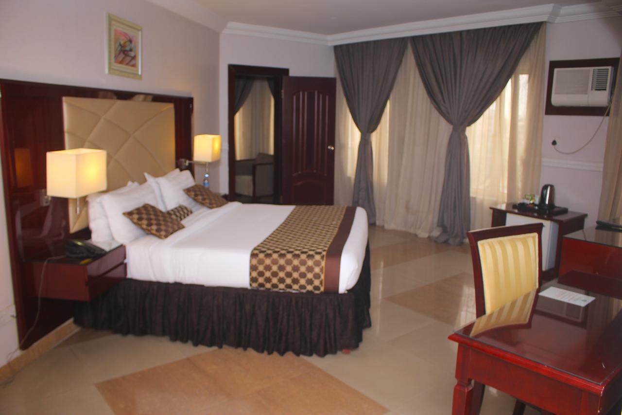 De Rembrandt Hotels And Suites Ikeja Exterior foto