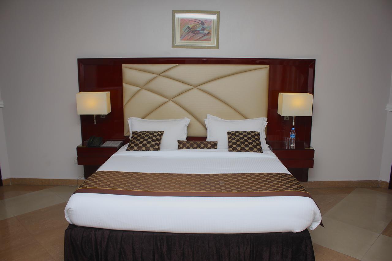 De Rembrandt Hotels And Suites Ikeja Exterior foto